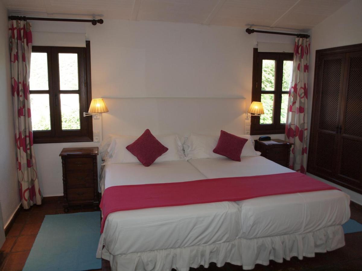 Molino Del Santo Hotel Benaojan Ngoại thất bức ảnh
