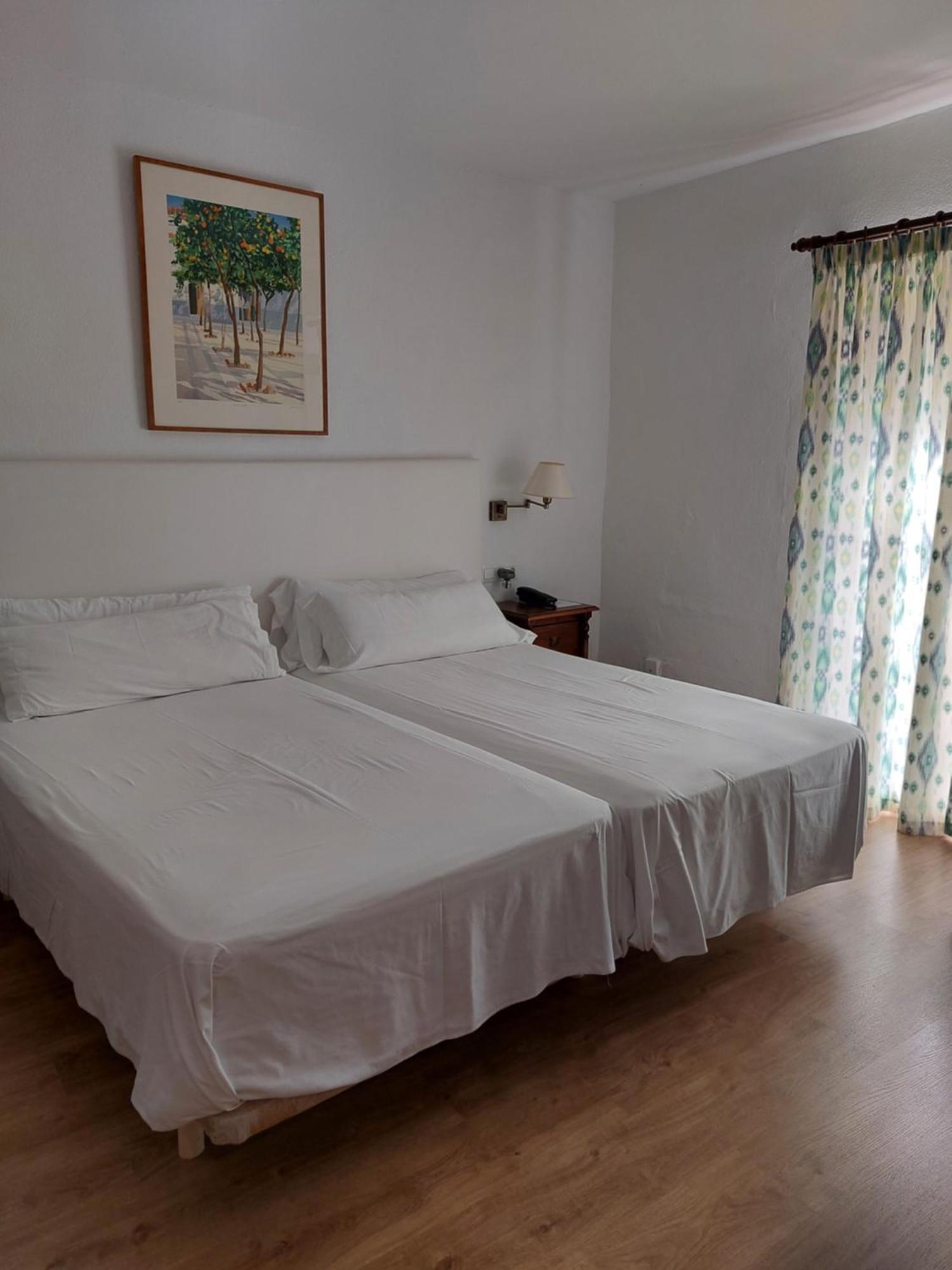 Molino Del Santo Hotel Benaojan Phòng bức ảnh