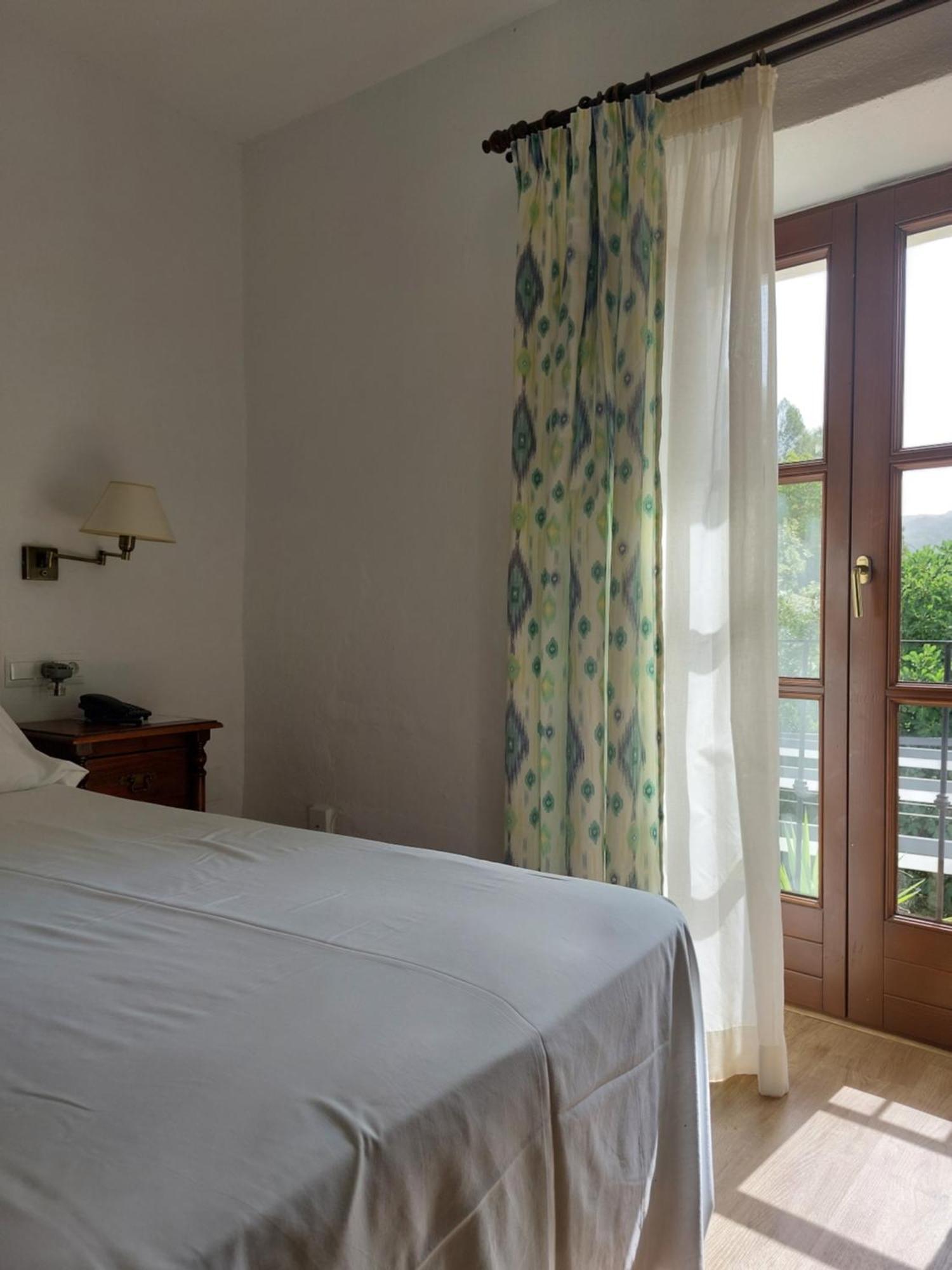 Molino Del Santo Hotel Benaojan Phòng bức ảnh